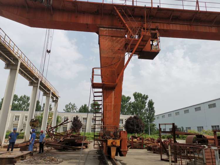 學思想，見行動，整庫房，找“利用”，擴面積，美環境。